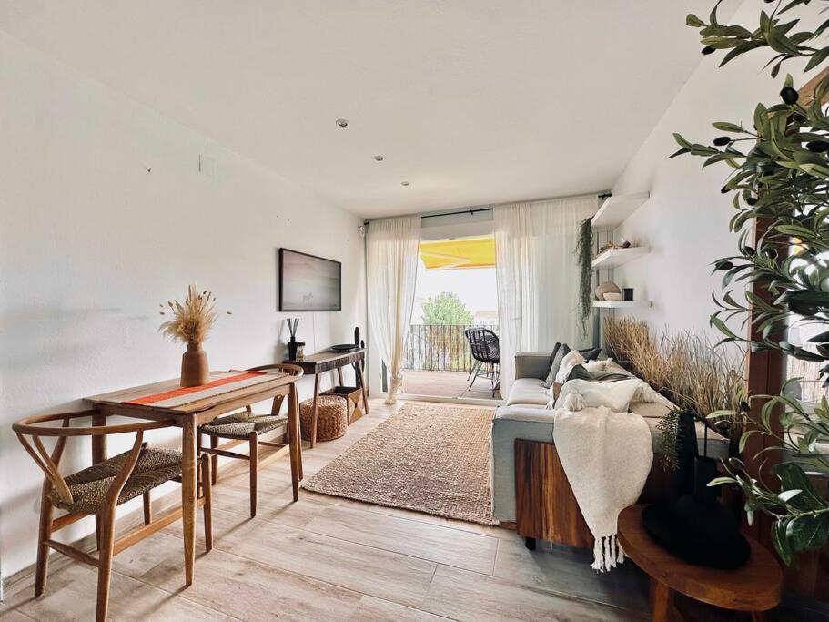 The Golden Oak In Calella Centre - 100M From Beach Palafrugell Luaran gambar